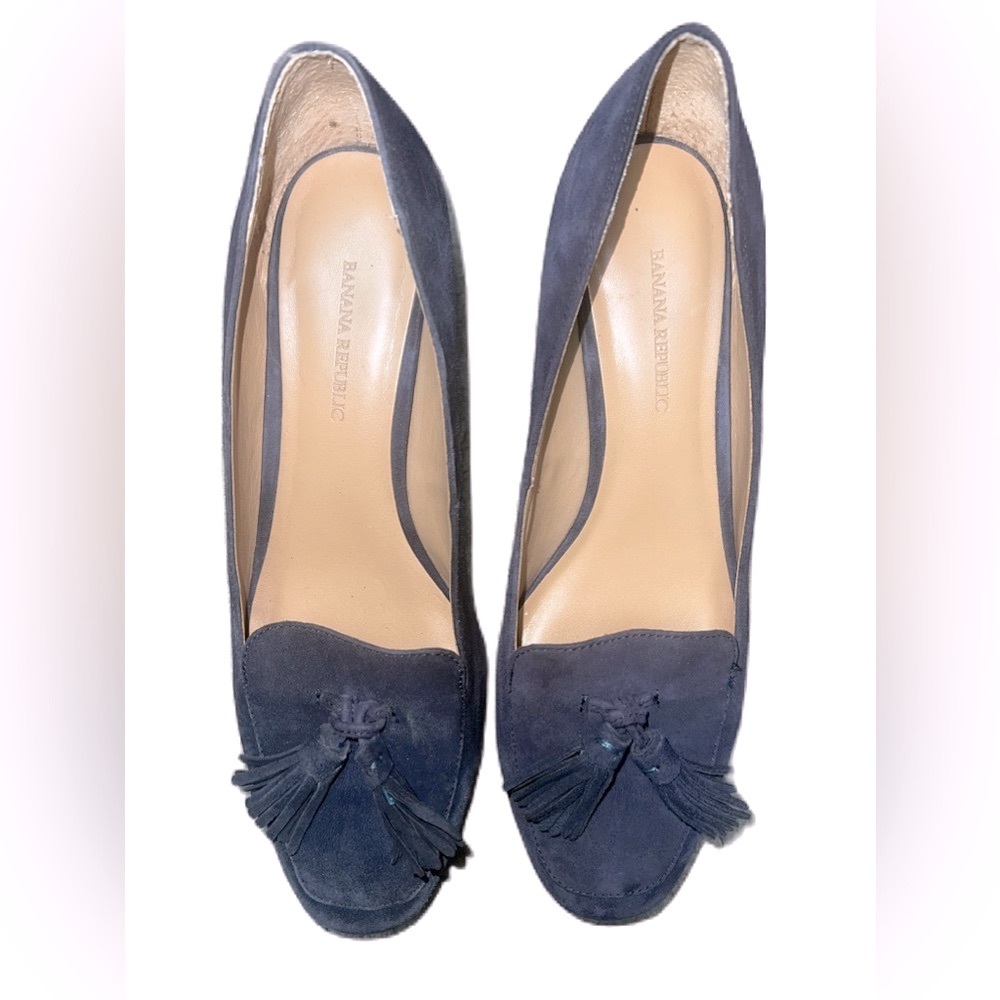 Banana Republic Navy Blue Faux Suede Low Block-Heel Tassels Loafers Size 6